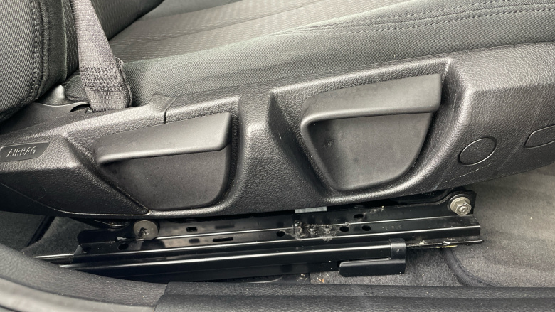 BMW 1 Series 118i [1.5] SE 5dr [Nav] Petrol Hatchback